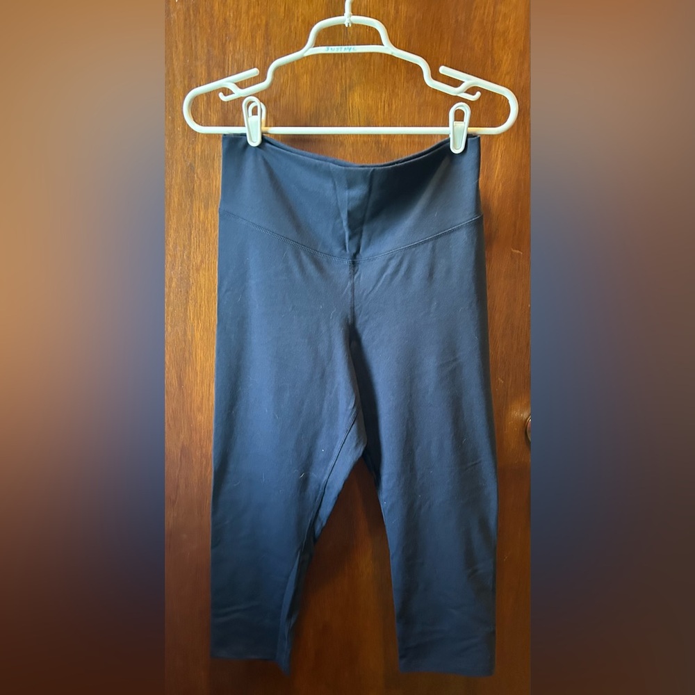 Old Navy Powerchill leggings size L, NWT